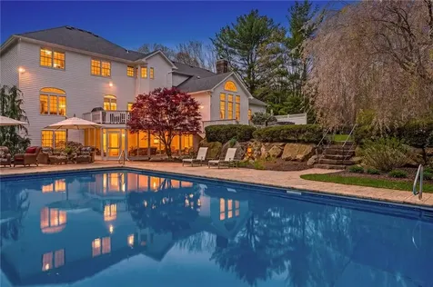 49 Miss Fry Drive East Greenwich RI 02818