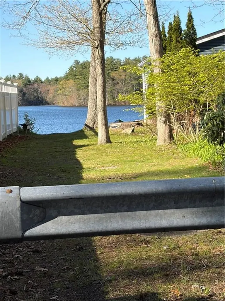 193 Shady Valley Road Coventry RI 02816