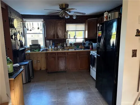 193 Shady Valley Road Coventry RI 02816
