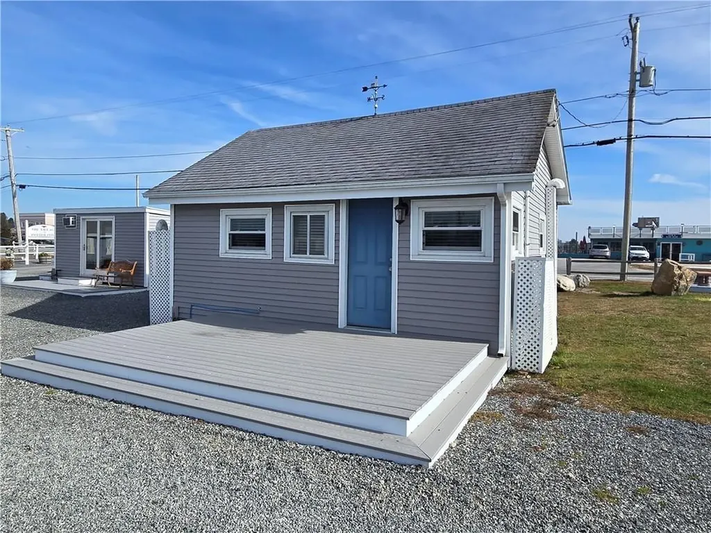 697 Succotash Road South Kingstown RI 02879