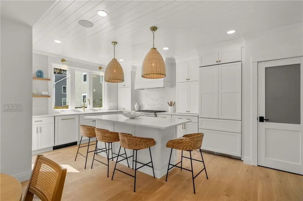 7 Wellington Avenue Newport RI 02840
