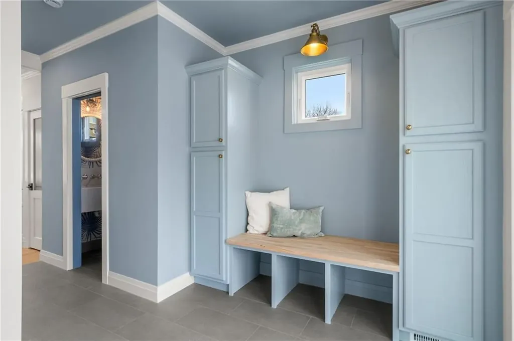 7 Wellington Avenue Newport RI 02840