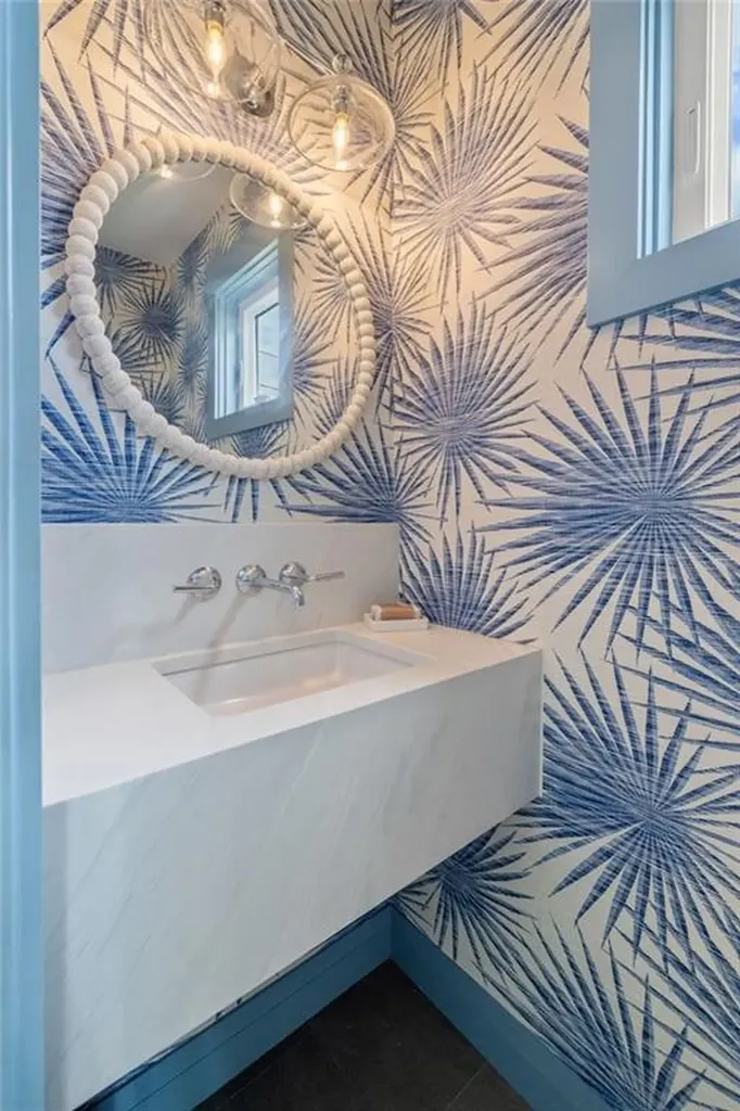 7 Wellington Avenue Newport RI 02840
