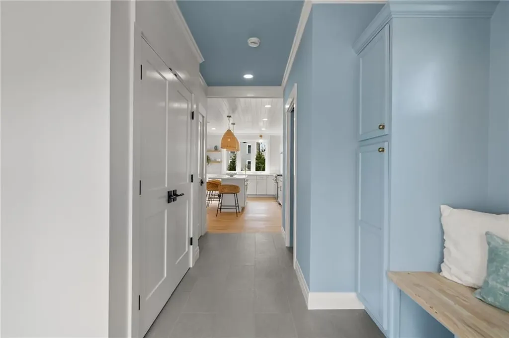 7 Wellington Avenue Newport RI 02840