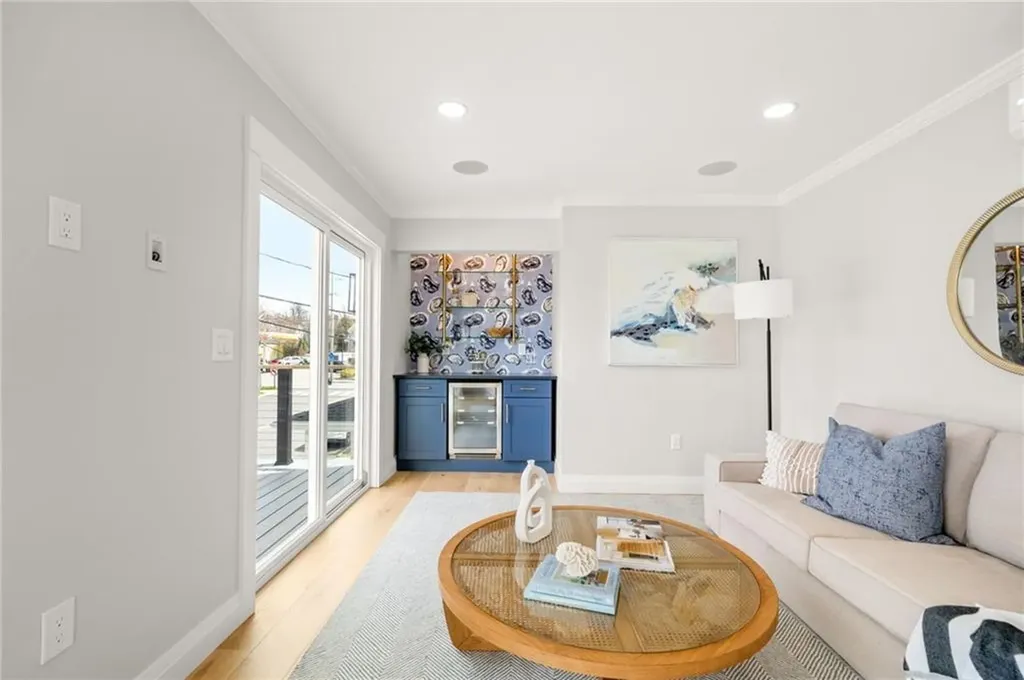 7 Wellington Avenue Newport RI 02840