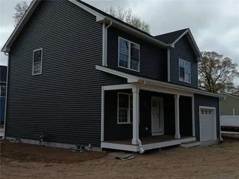 104 James Street Warwick RI 02886
