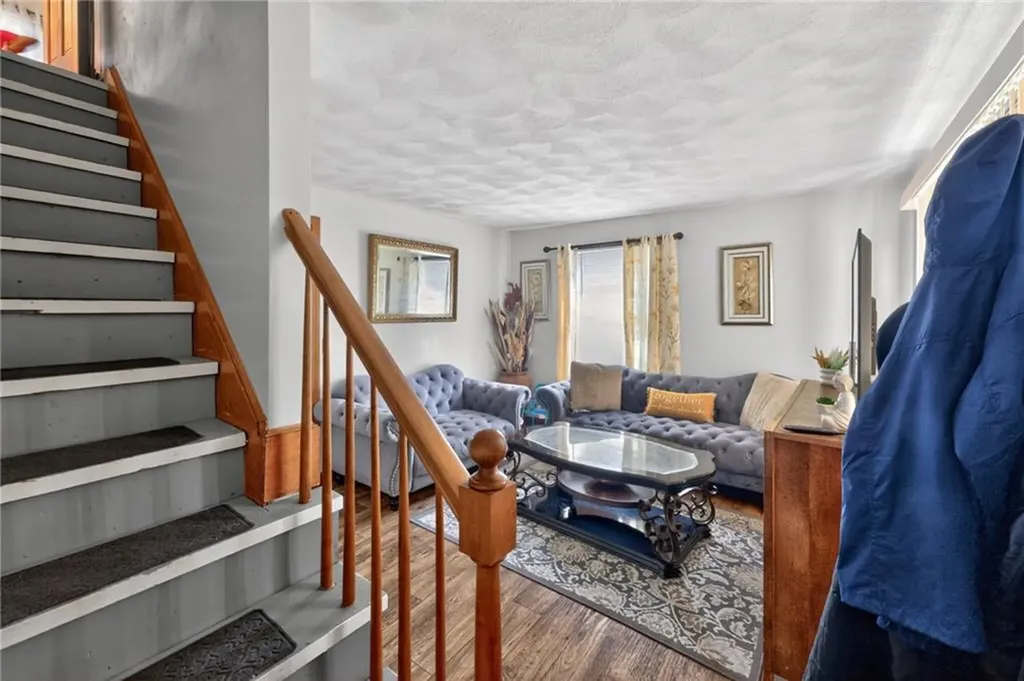 85 Lookout Avenue Cranston RI 02920