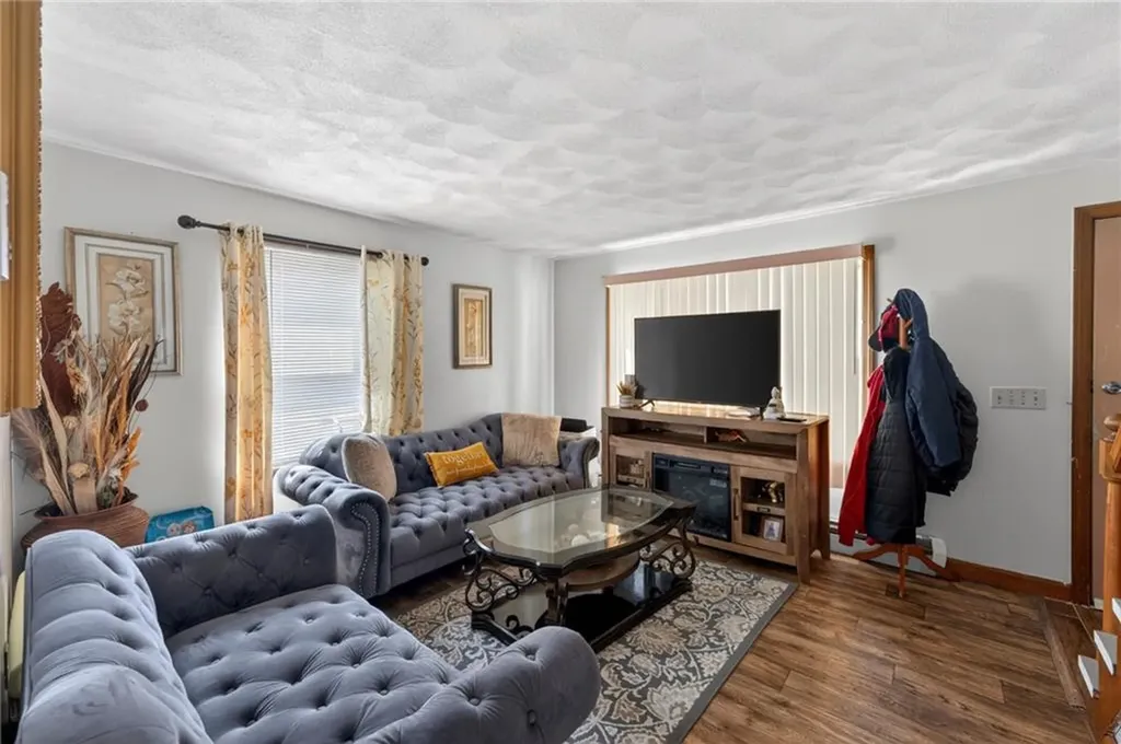 85 Lookout Avenue Cranston RI 02920