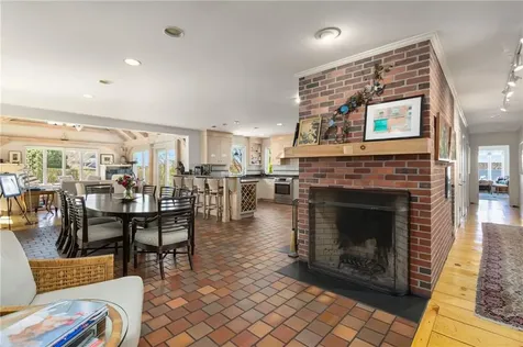40 Little Harbor Road Tiverton RI 02878