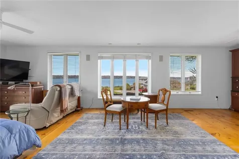 40 Little Harbor Road Tiverton RI 02878