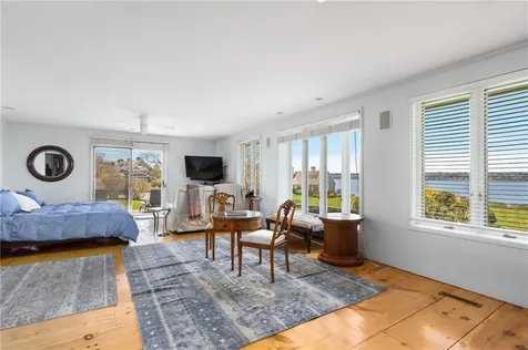 40 Little Harbor Road Tiverton RI 02878