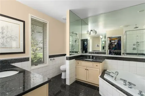 40 Little Harbor Road Tiverton RI 02878