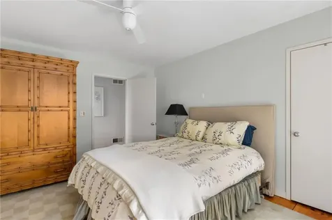 40 Little Harbor Road Tiverton RI 02878