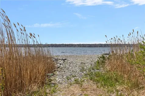 40 Little Harbor Road Tiverton RI 02878