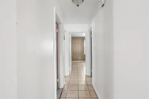 39 Clinton Street Pawtucket RI 02861