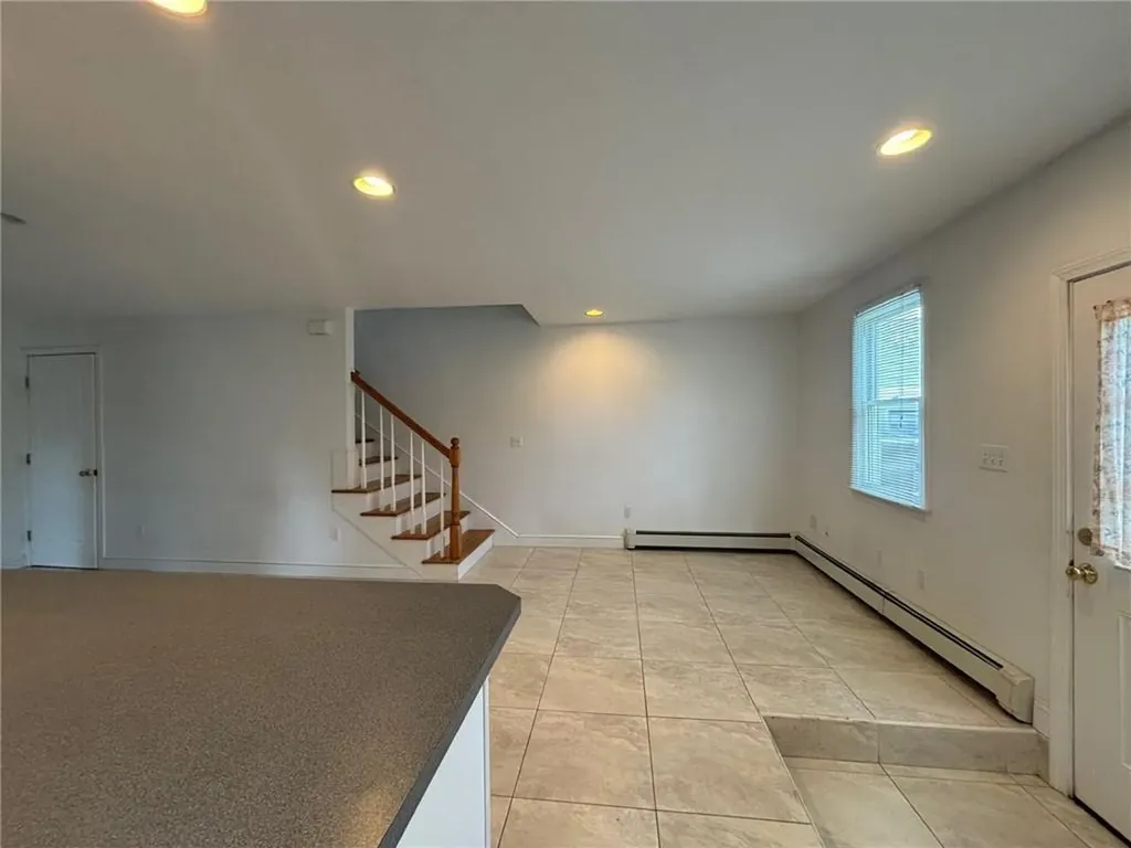 16 Cummings Road Newport RI 02840