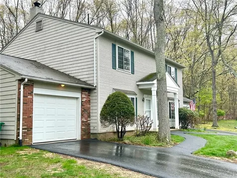 2 Eagle Run Warwick RI 02818