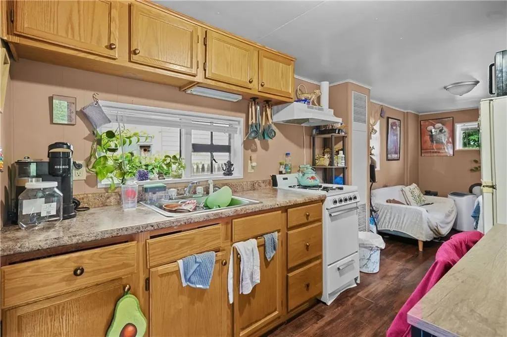 42 Transit Street Woonsocket RI 02895