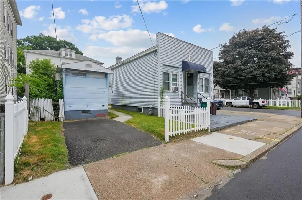 42 Transit Street Woonsocket RI 02895