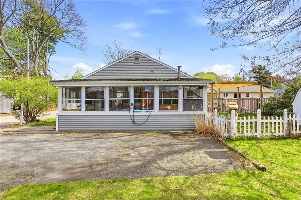 320 Church Avenue Warwick RI 02889