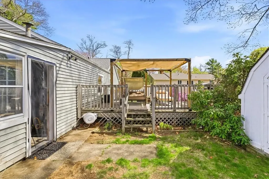 320 Church Avenue Warwick RI 02889