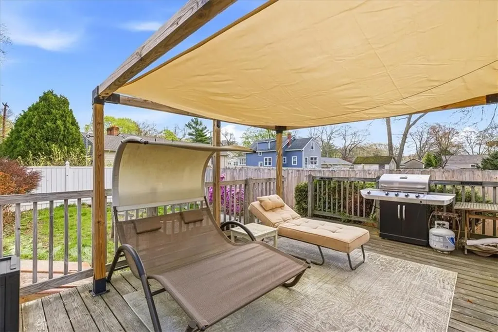320 Church Avenue Warwick RI 02889
