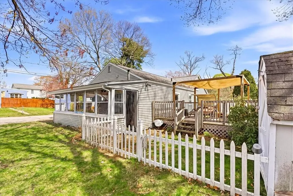 320 Church Avenue Warwick RI 02889