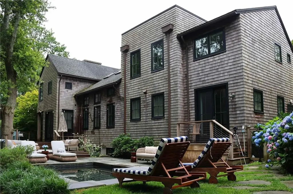 130 Carroll Avenue Newport RI 02840