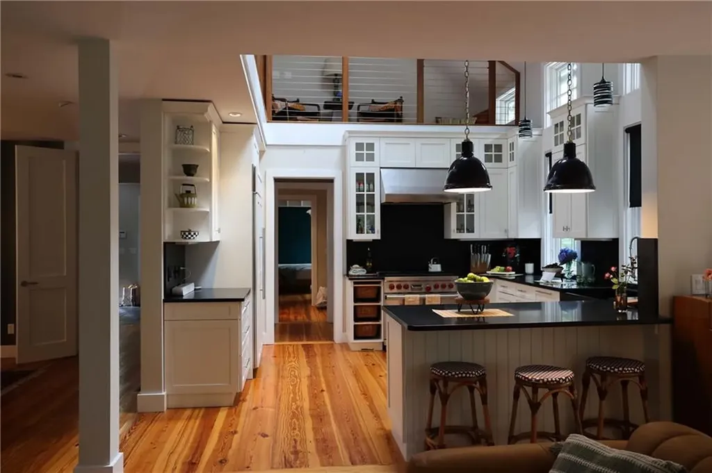 130 Carroll Avenue Newport RI 02840
