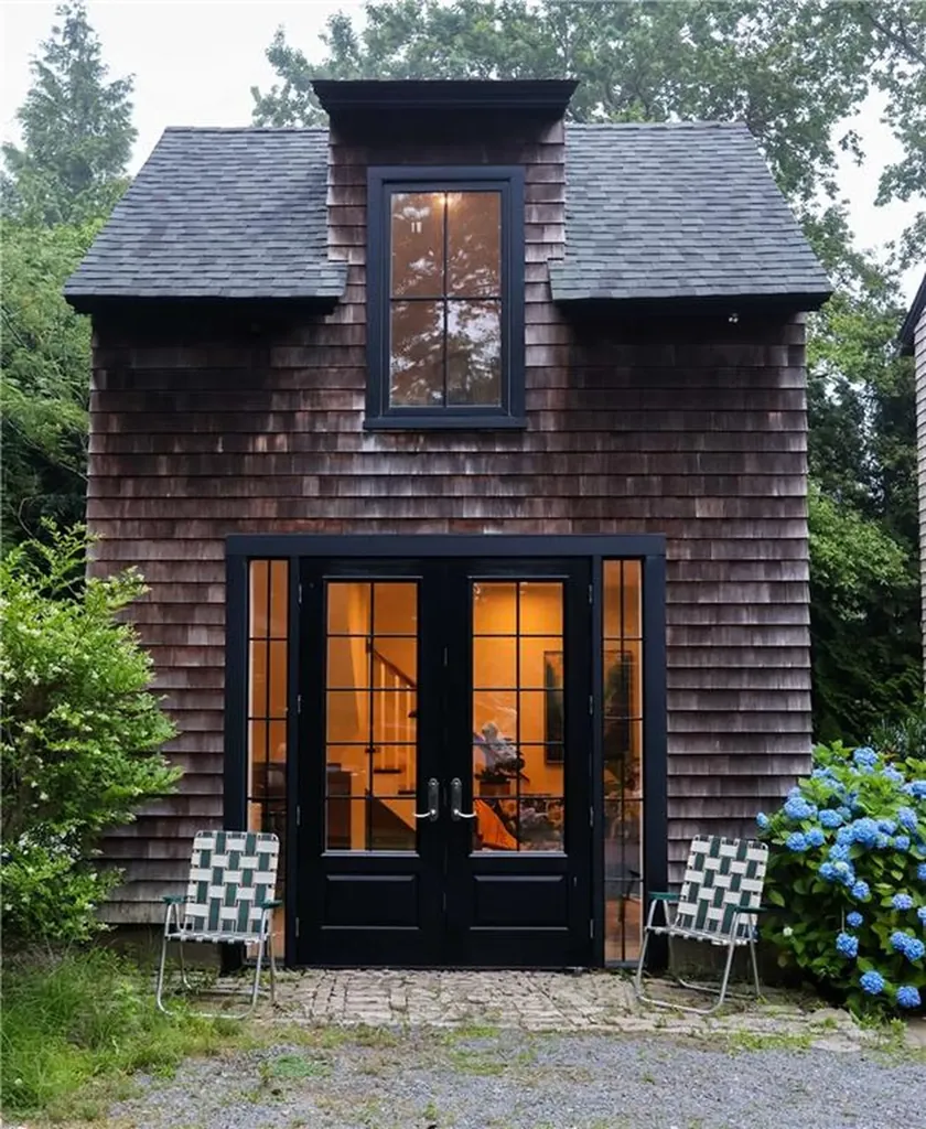 130 Carroll Avenue Newport RI 02840