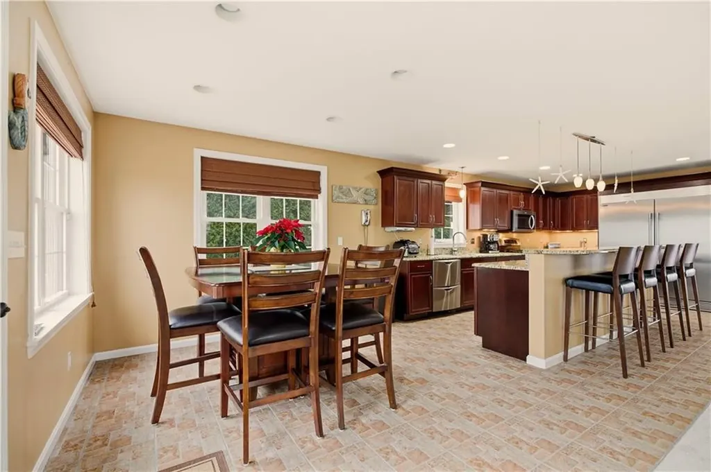 42 Lewis Street Tiverton RI 02878