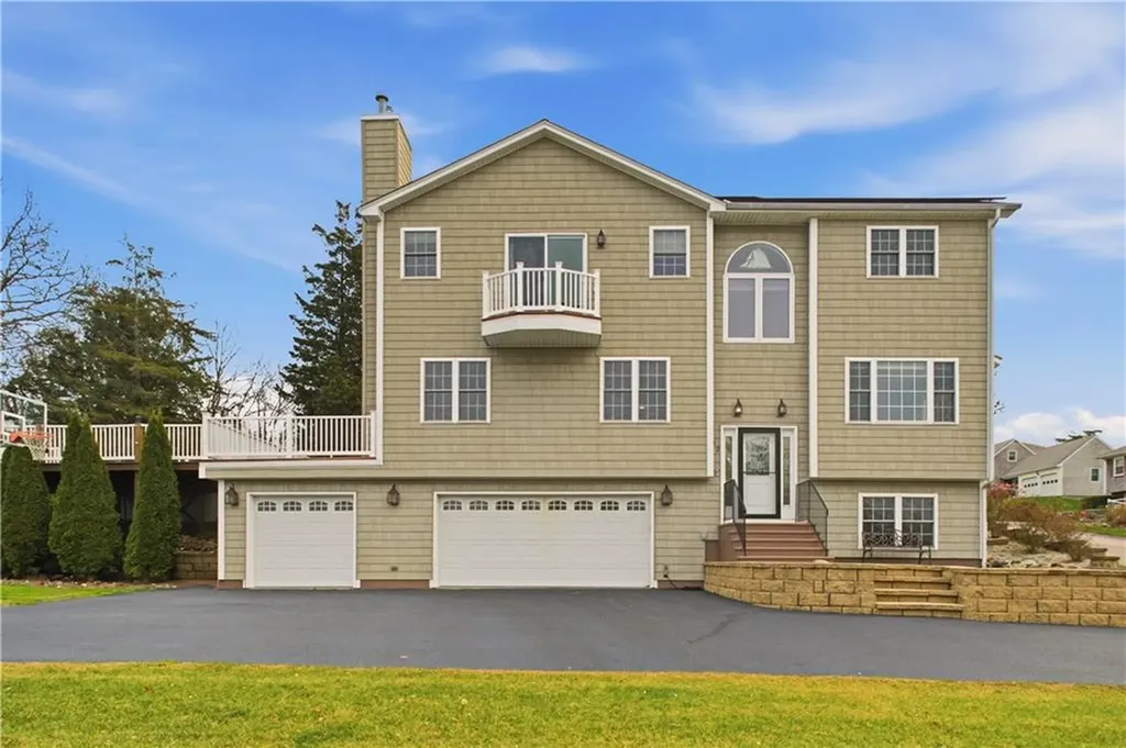42 Lewis Street Tiverton RI 02878