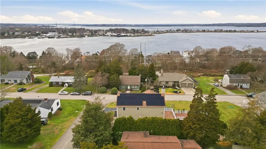42 Lewis Street Tiverton RI 02878