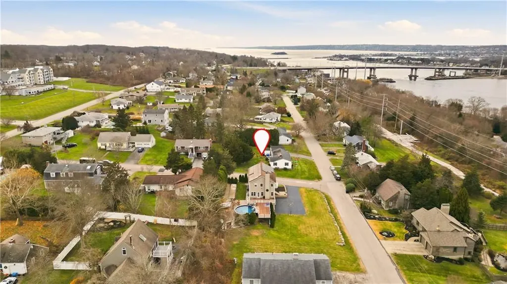 42 Lewis Street Tiverton RI 02878