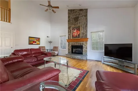 47 Wooded Grove Circle South Kingstown RI 02892