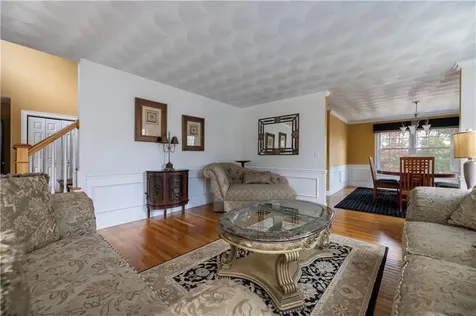 47 Wooded Grove Circle South Kingstown RI 02892