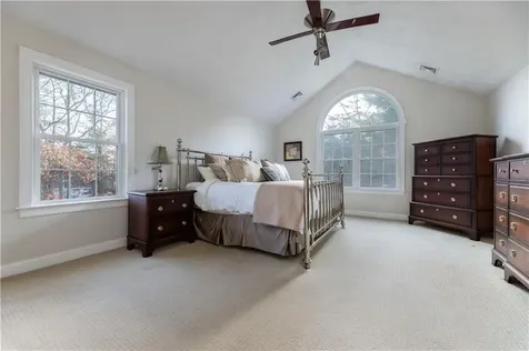 47 Wooded Grove Circle South Kingstown RI 02892