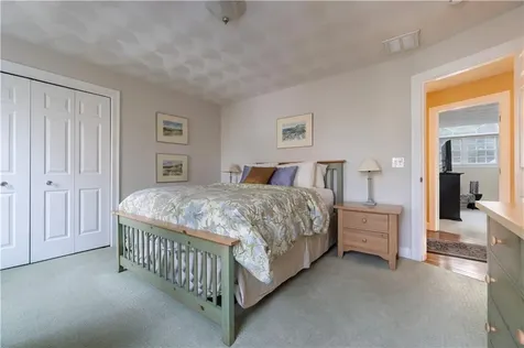 47 Wooded Grove Circle South Kingstown RI 02892