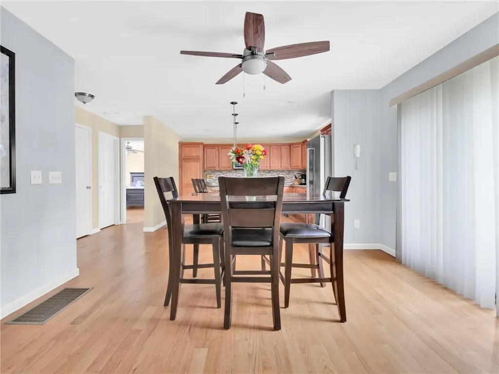 42 Brookside Avenue North Providence RI 02911
