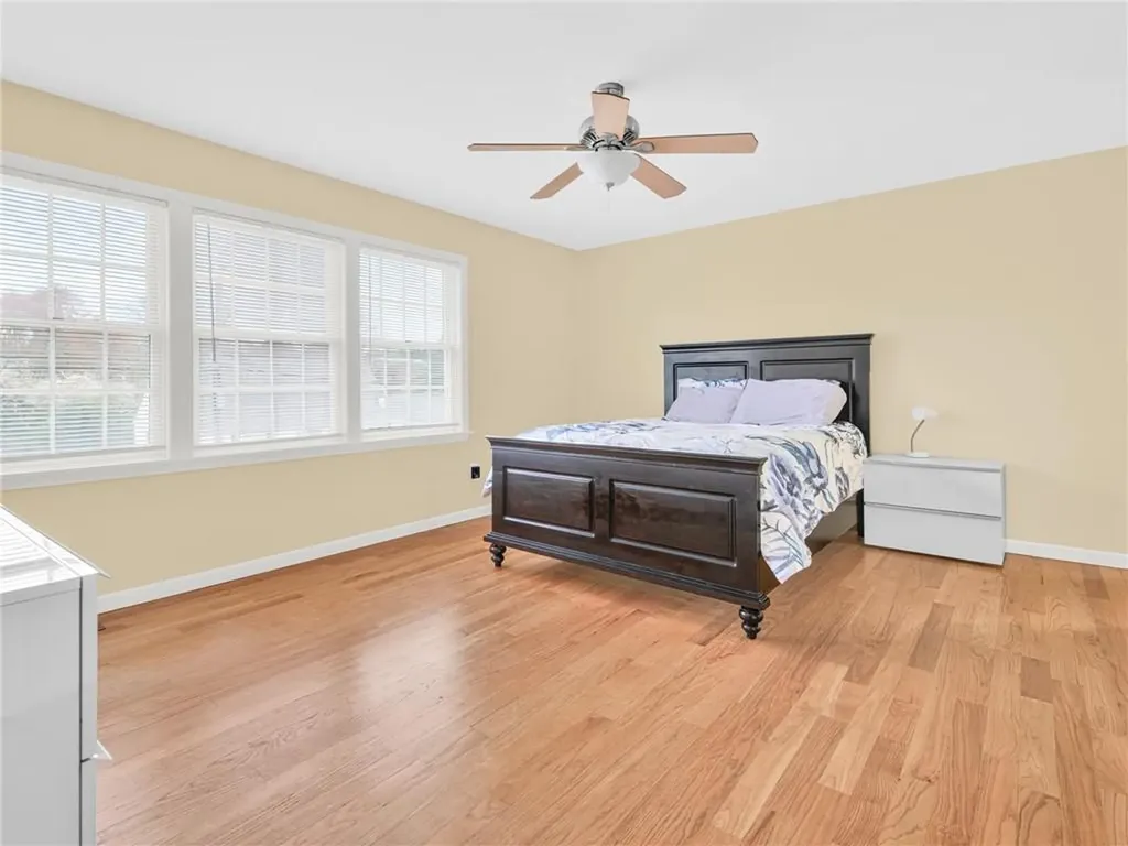 42 Brookside Avenue North Providence RI 02911