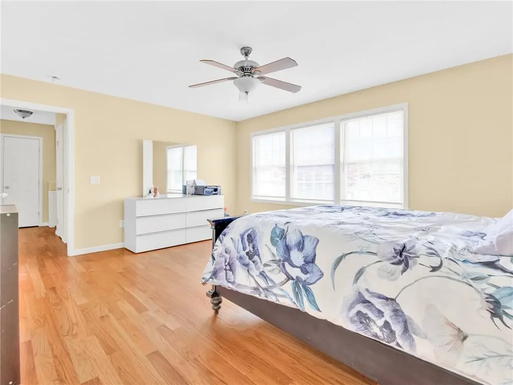 42 Brookside Avenue North Providence RI 02911
