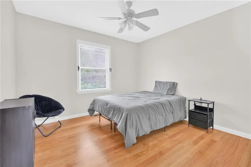 42 Brookside Avenue North Providence RI 02911
