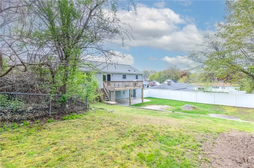 42 Brookside Avenue North Providence RI 02911