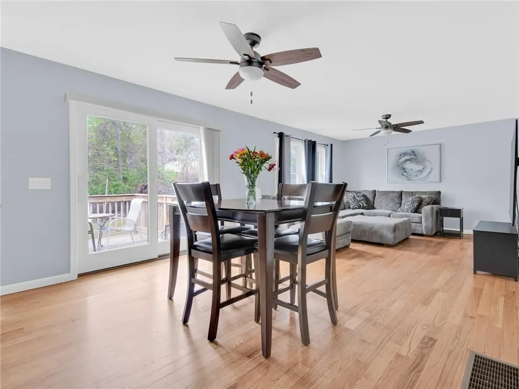 42 Brookside Avenue North Providence RI 02911