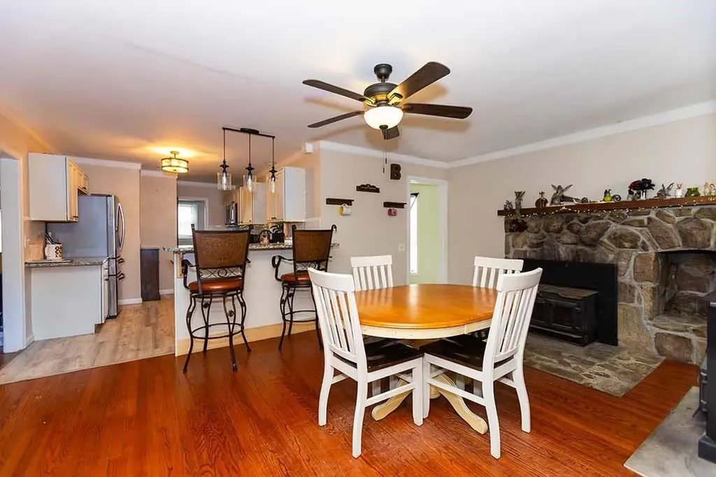 213 Hartford Pike Foster RI 02825