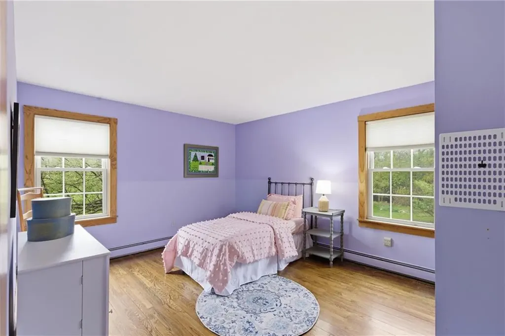 14 Barton Lane Middletown RI 02842