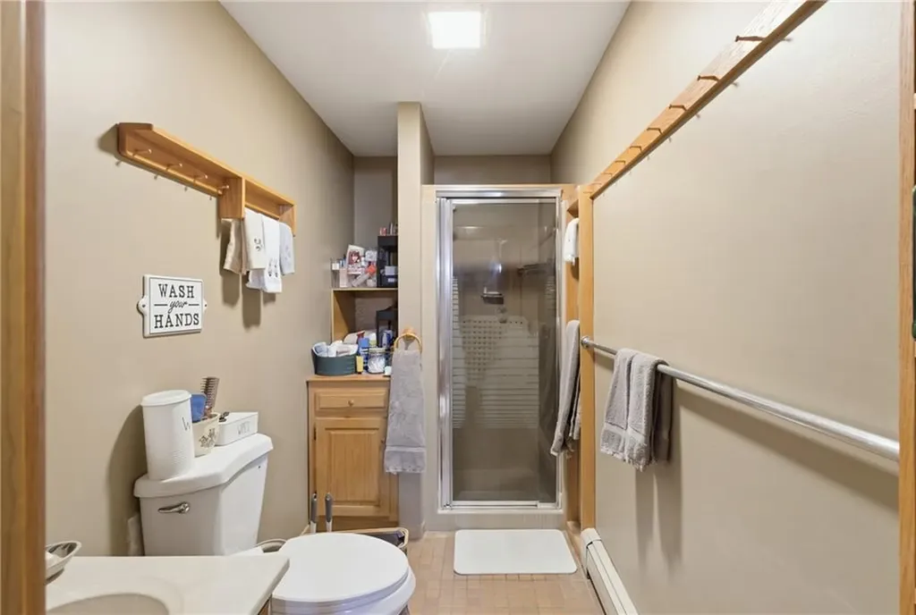 14 Barton Lane Middletown RI 02842