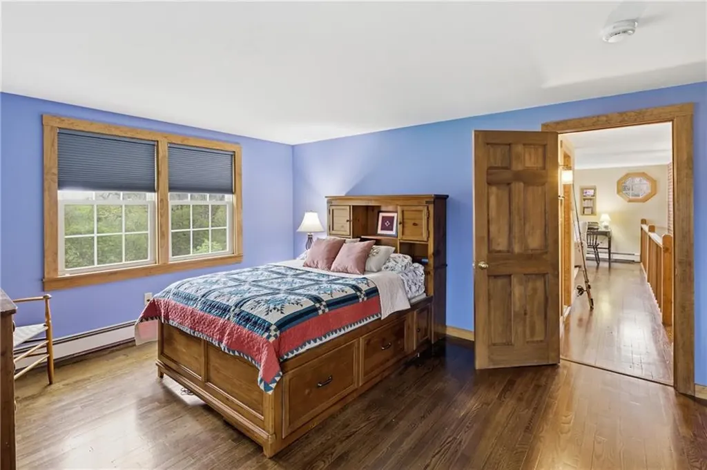 14 Barton Lane Middletown RI 02842