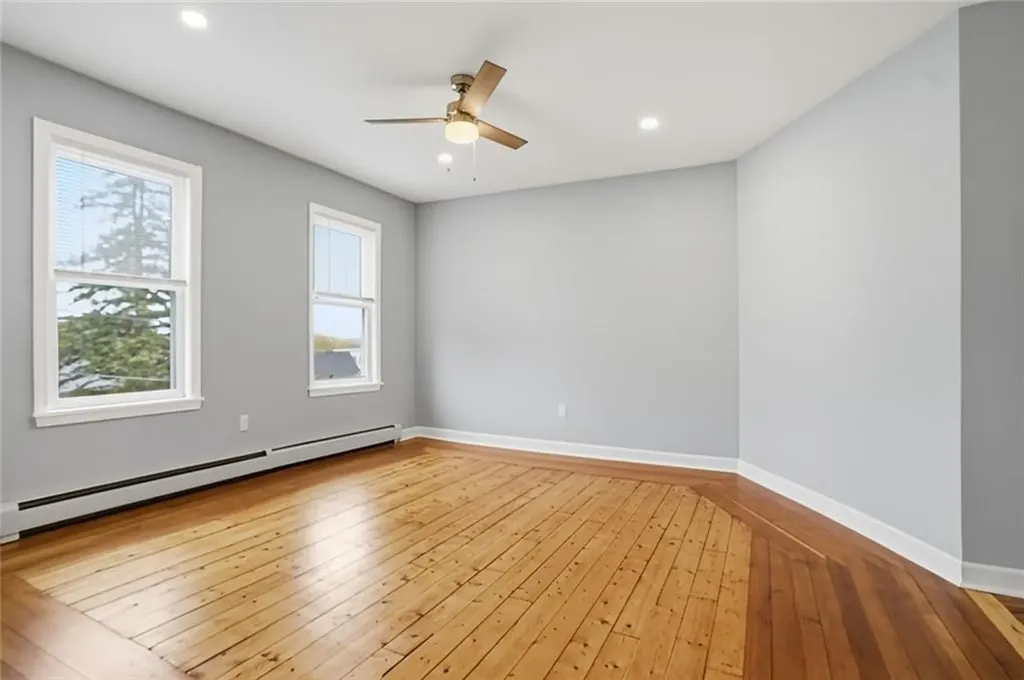188 Division Street Woonsocket RI 02895