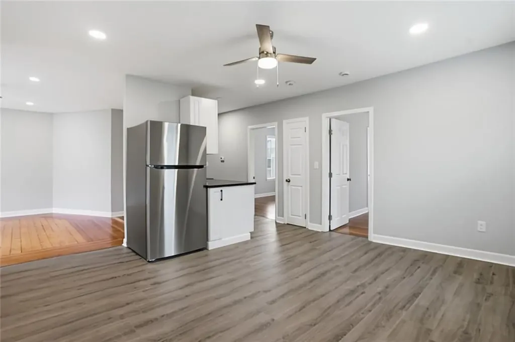 188 Division Street Woonsocket RI 02895